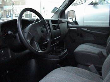 Chevrolet Express 2005, Picture 2