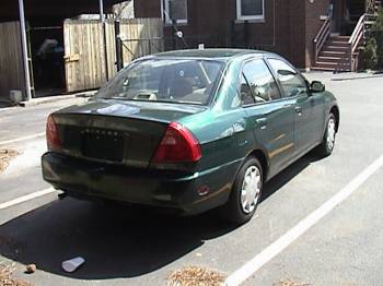 Mitsubishi Lancer 2000, Picture 2