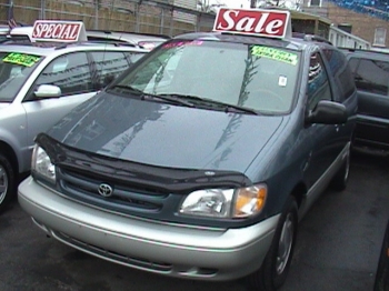 Toyota Sienna 2000, Picture 2