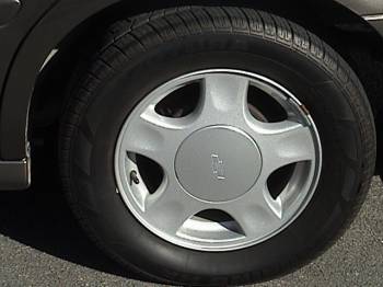 Chevrolet Malibu 1999, Picture 2