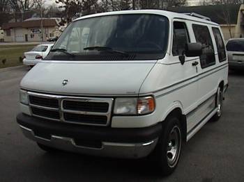 Dodge Ram Van 1996, Picture 1