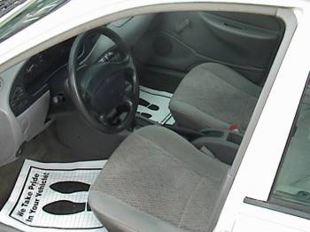 Ford Escort 1998, Picture 2
