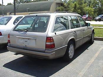 Mercedes E 320 1999, Picture 2
