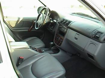 Mercedes ML 320 1998, Picture 3
