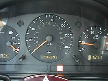 Mercedes ML 320 2002, Picture 6