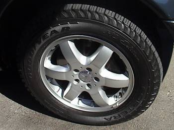 Mercedes ML 500 2002, Picture 2