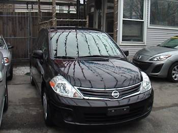 Nissan Versa 2011, Picture 1