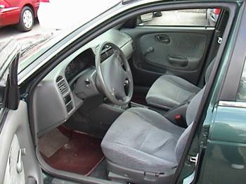 Suzuki Esteem 2001, Picture 3
